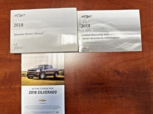 2018 Chevrolet Silverado 1500 2500 Owner’s Manual Set with OEM Factory service - Bild 1 von 2