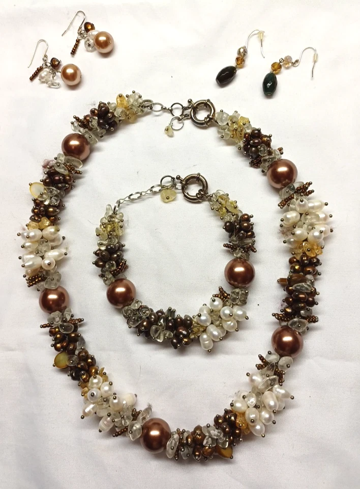 Vintage Baroque Necklace Bracelet 2 Pair Earrings Faux Clust Pearl Beaded 4 Pcs - Image 1 of 4