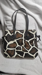 Dooney and Bourke Giraffe Print Purse Excellent Condition - Picture 1 of 6