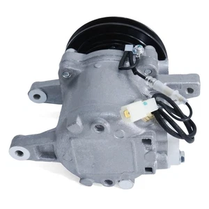 A/C Compressor RD451-93900 for Kubota SVL75-2C SVL90C SVL95-2SC U35-4 KX040-4 - Picture 1 of 8