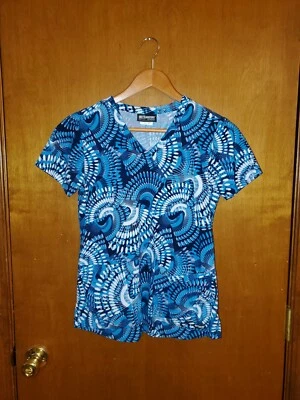  Grey’s Anatomy By Barco  Scrub Top; Size XS  with pockets Blue and White  - Image 1 of 4