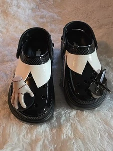 Crocs x Wednesday Addams Family Stomp Clog Women's Size 7 - Picture 1 of 12