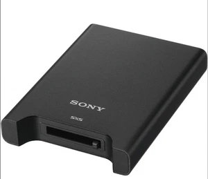 Sony SBAC-T40 SxS Thunderbolt 3 lettore/scrittore di schede di memoria - Foto 1 di 3