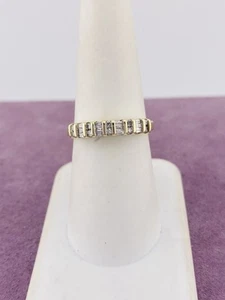 Banda de diamantes de oro amarillo de 10 quilates de 0,28 quilates I2, canal H-I talla 7 1011494-1 - Imagen 1 de 6
