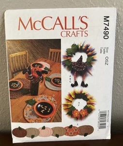 McCalls Modello Halloween Ringraziamento Decorazione Strega Gambe Corona Tovagliette Runner - Foto 1 di 2