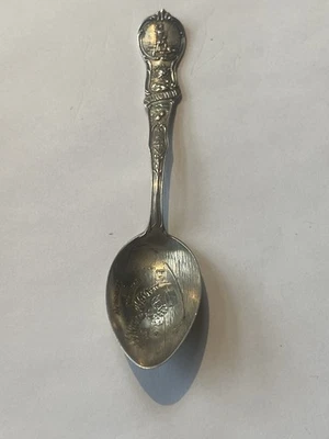 Cuchara de recuerdo Virginia Merrimac y monitor de plata de ley Foto 1 de 4