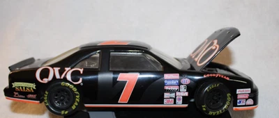 Coche Geoff Bodine #7 QVC de Revell 1996 modelo NASCAR Ford Thunderbird Foto 1 de 4