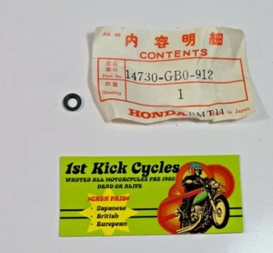 NOS HONDA Valve Stem Seal ATC70 TRX70 14730-GB0-912 - Foto 1 di 2