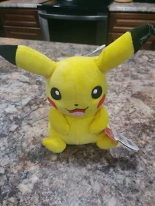 Figura de felpa Pikachu Pokémon 8" juguete guiñando un ojo Jazwares - Imagen 1 de 5