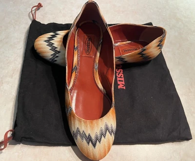 Zapatos planos de ballet Missoni etiqueta naranja Zig Zag, Italia Foto 1 de 4