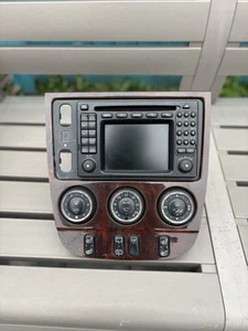Merdedes ML A1638203689 Radio CD Player Navigationssystem - Picture 1 of 19