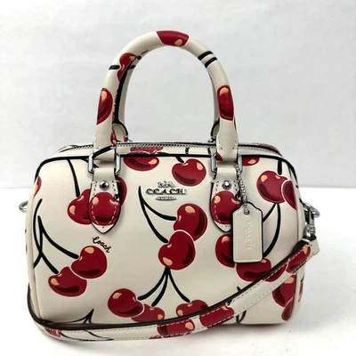 Bolso Bandolera Coach Mini Rowan Estampado Cereza Cuero Plateado/Tiza Multi CY745 NUEVO CON ETIQUETAS Foto 1 de 4
