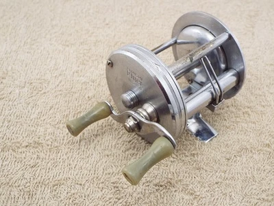 Carretes de pesca antiguos BRONSON FLYER NO.2450 vintage Foto 1 de 4