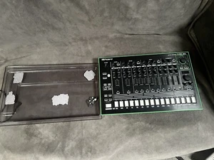 Roland Aira TR-8 Rhythm Performer Drum Machine - Picture 1 of 4