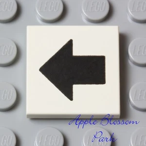 NEW Lego City 2x2 WHITE TILE Square w/Wide Black Arrow Pattern 6472 - Picture 1 of 8