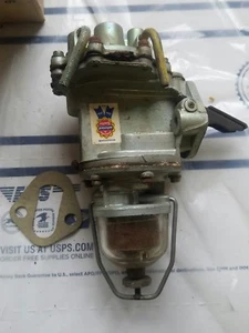 FORD Dual VACUUM FUEL PUMP 1952-54 Ford Mainline Victoria F100-350 Ranch Wagon - Picture 1 of 4