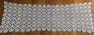 VINTAGE DOILIES MATS  TABLE LINEN CROCHET White 18 “ X  60 “ - Picture 1 of 3