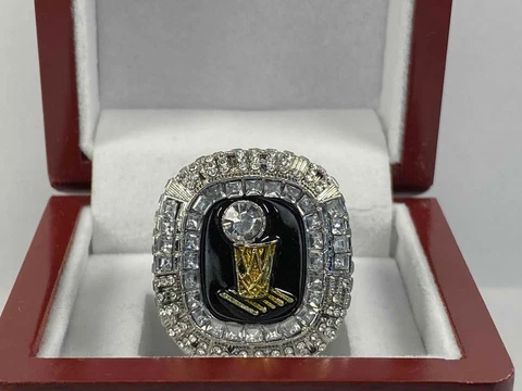 Miami Heat Championship Ring - 2006 Finals Ring - Dwyane Wade - Box Cover