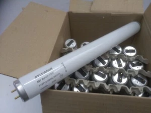32 Stk. Fluorescent Black Light, F15T12/350BL/500/PH, D38x380mm, Sylvania,  neu  - Bild 1 von 1