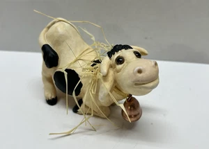 Vintage 1992 Pete Aspit Holstein Cow Figurine kneeling Cow Bell Smile - Picture 1 of 10