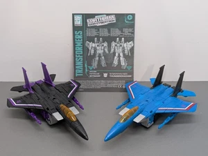 Transformers Earthrise Thundercracker, Skywarp War for Cybertron Hasbro Complete - Picture 1 of 6