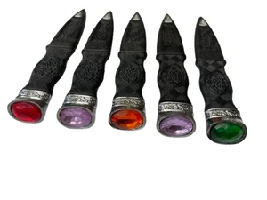 Cuchillo ficticio escocés Kilt Sgian Dubh - tapa de piedras preciosas - vestido Highland - Imagen 1 de 2