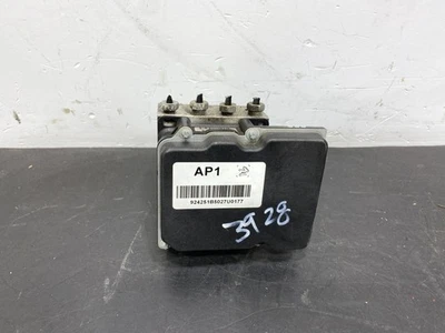 Chevrolet Camaro SS 2015 OEM ABS MÓDULO DE FRENO ANTIBLOQUEO USADO Foto 1 de 4