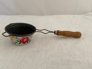 Vintage Miracle Gem Metal Sifter Strainer Wood Handle Floral Flowers Design - Picture 1 of 10