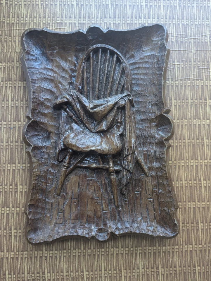 Silla de arte de pared para tallar madera Foto 1 de 1