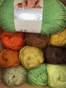 Lion Brand Yarn VANNA'S CHOICE Acrylic / Rayon Solids Prints Tweeds - Picture 1 of 66