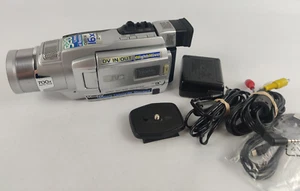 JVC GR-DVL120 GR-DVL120U MiniDv Camcorder VCR Player Video Transfer *READ* - Picture 1 of 11