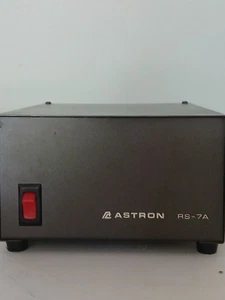 Fuente de alimentación Astron RS-7A - Imagen 1 de 8