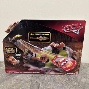 DISNEY PIXAR CARS SMOKEY'S TRACTOR CHALLENGE PLAYSET 2017 NIB - Picture 1 of 7