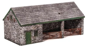 KX064 Scale Model Scenery OO/HO Gauge Farm Machinery/Tractor Store - Picture 1 of 1