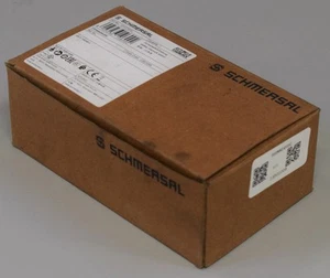 NEW SCHMERSAL  TZFWN24VDC 131017670 [24 MONTHS WARRANTY] - Picture 1 of 2