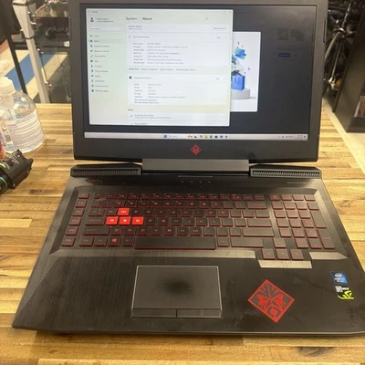 HP OMEN 17" Gaming Laptop Core i7-8750H 2.2GHz (1TB SSD 8GB Ram) - Image 1 of 4