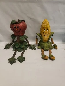 2 schöne Apfel & Mais Regal-Sitter Figuren Deko - Bild 1 von 5