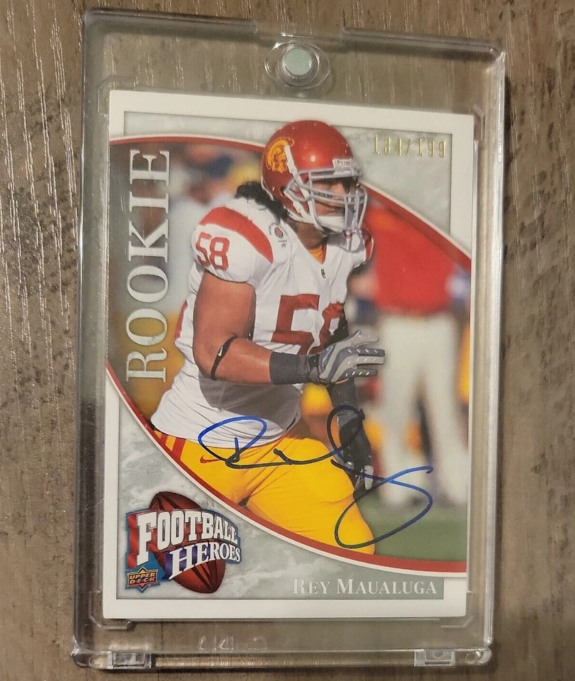 Rey Maualuga 2009 Upper Deck Heroes Autograph  #173  /199 USC Trojans RC W/Case - Image 1 of 3