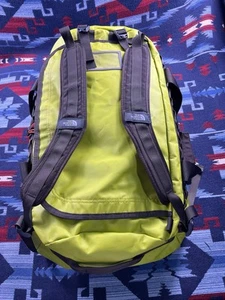 Bolso Mochila de Lona The North Face Base Camp 24x14x13 Impermeable Verde Lima Talla L - Imagen 1 de 16
