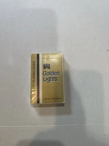 Tarjetas de juego marca cigarrillo Golden Lights vintage.Caja abierta pero nunca usadas - Imagen 1 de 2