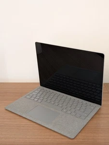 Microsoft Surface Laptop, Core i5, 7th Gen, 2K , 8GB RAM 256GB Windows 11 - Picture 1 of 5