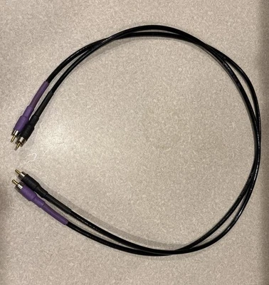 Analysis Plus Oval RCA Interconnect 1 Pair, 1meter (3.3ft) - Image 1 of 3
