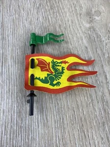 Lego Castle Dragon Knights Green Dragon Yellow Cloth Flag 6076 6056 6082 1906 - Picture 1 of 3