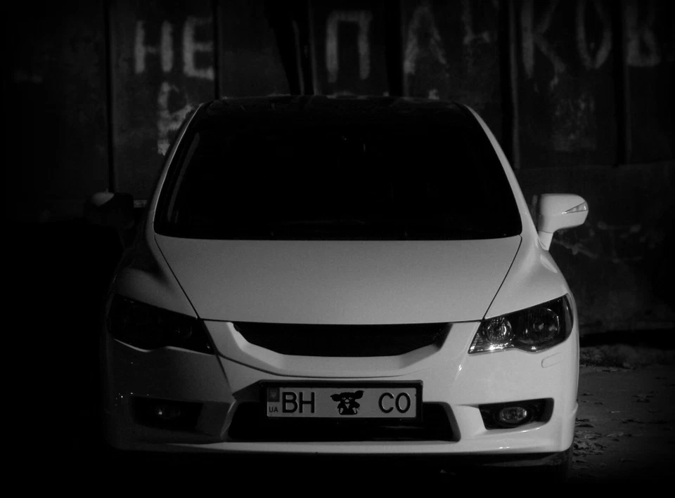 Parrilla delantera estilo Mugen para Acura CSX sedán lavado de cara 2009-2012 Foto 1 de 4