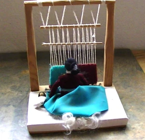 Vintage Native American Navajo Weaver Doll 8"Tall signed Gallup NM - Picture 1 of 16