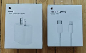 Adaptateur Secteur USB-C Apple - Blanc 20W + Câble USB-C vers Lightning Apple *NEUF* - Photo 1 sur 3