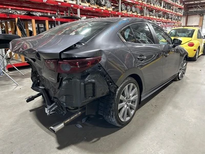 2021 Mazda 3 Rear Carrier Differential Ratio 40k Miles OEM CAT327020B 19 20 22 - Изображение 1 из 4