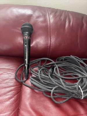 V-TECH #VT-1030 DYNAMIC MICROPHONE 600 OHM UNIDIRECTIONAL - Image 1 of 4