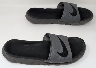 Sandalias Nike Benassi Solarsoft para hombre talla 8 gris negro 705474-090 Foto 1 de 4