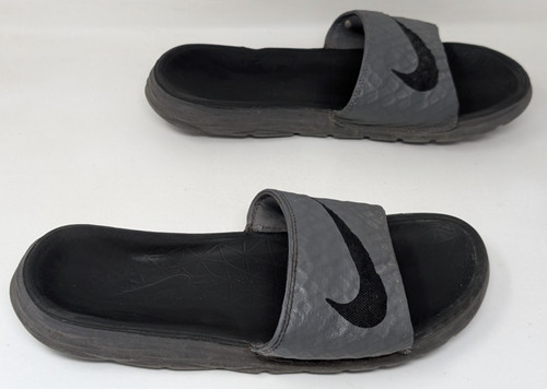 Nike Benassi Solarsoft sandali slide uomo taglia 8 grigio nero 705474 090